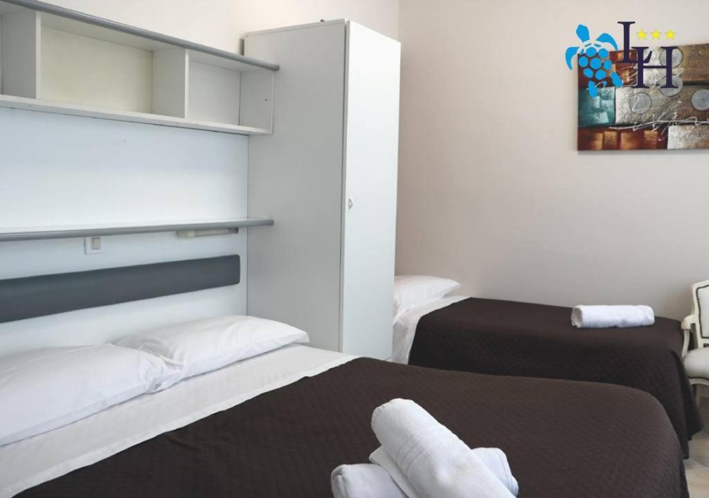 Hotel Lora Bordighera Buitenkant foto