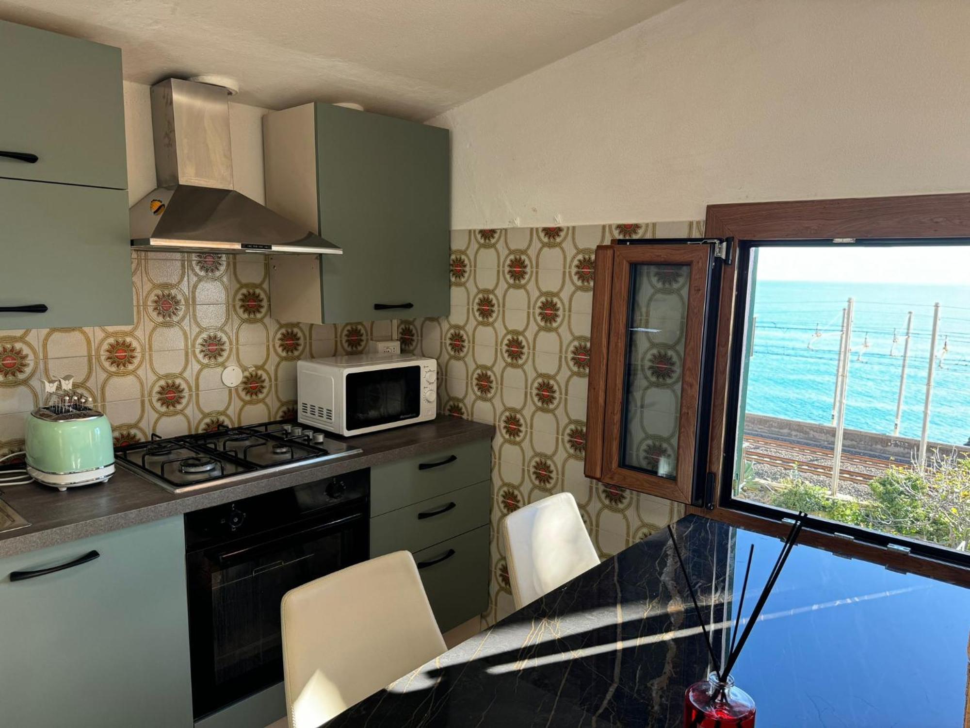 Hotel Lora Bordighera Buitenkant foto