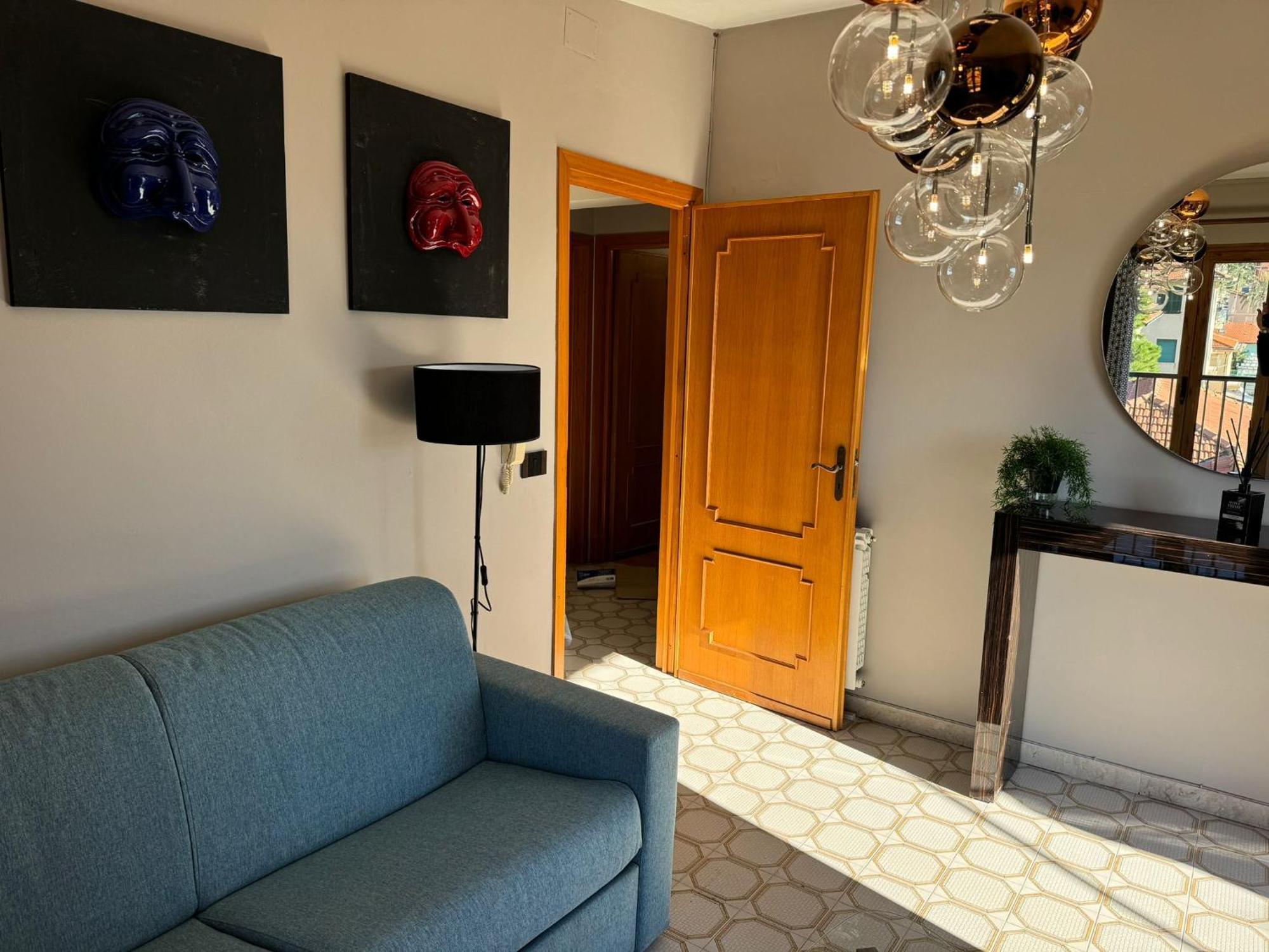 Hotel Lora Bordighera Buitenkant foto